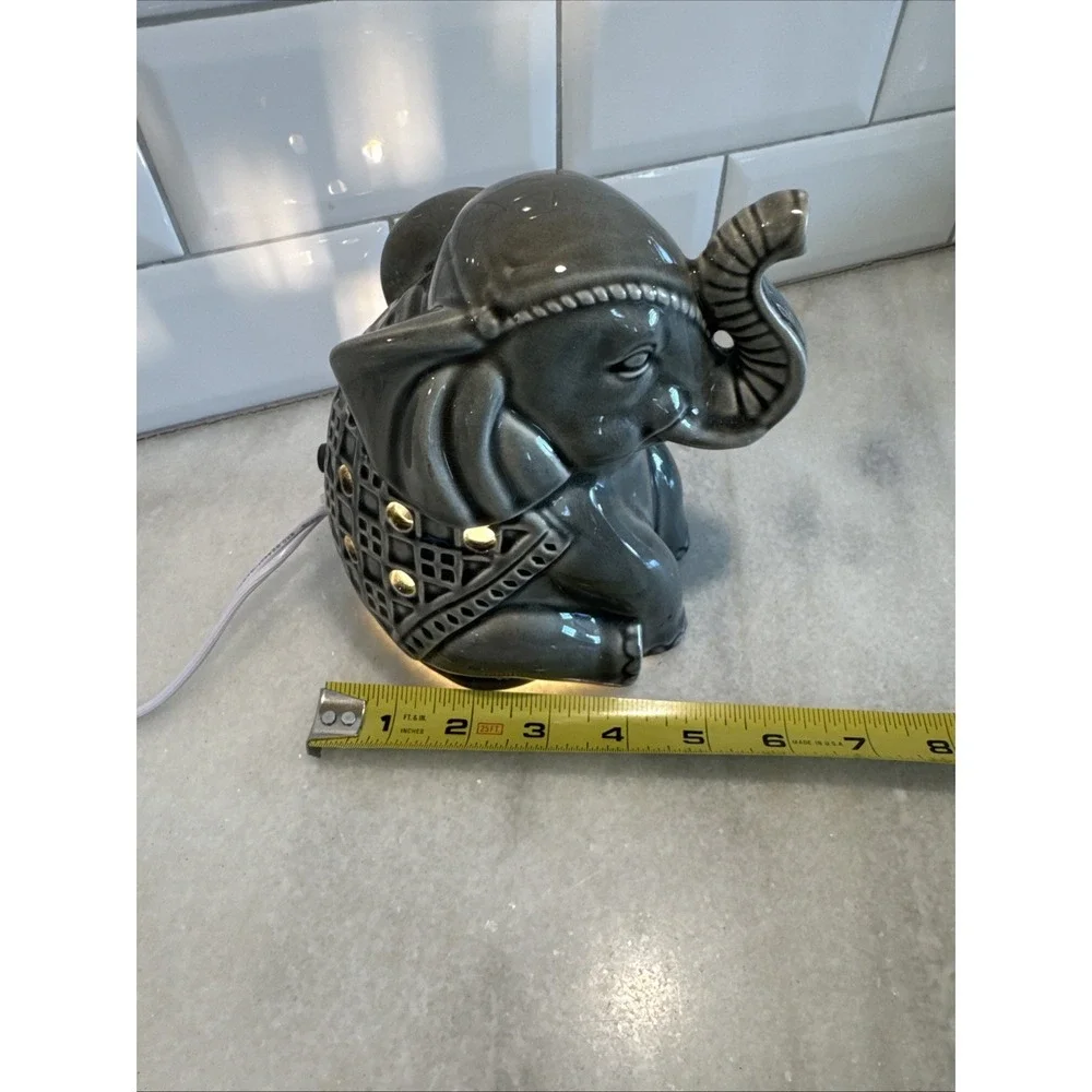 Better Homes And Gardens Grey Elephant Accent Light‎ Adorable